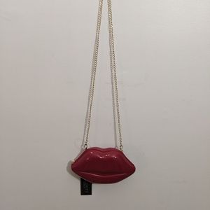 Deluxity Hot Lips Purse